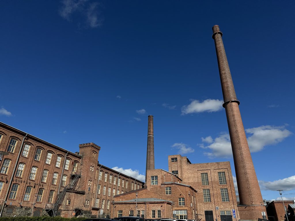 Ompelupalvelut Vaasassa, Projektipirkko, Wolffintie 36 F2, Vaasa
Yliopistonranta ompelija vaasa