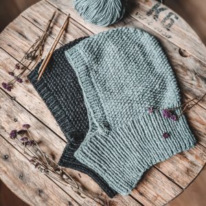 Meredith -kypärämyssy balaklava neuleohje by Craxy Rope Lady www.projektipirkko.fi