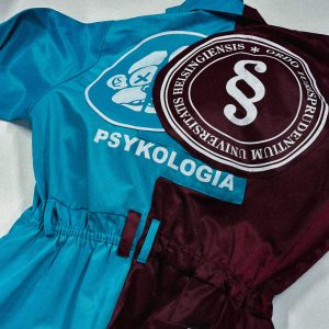 Opiskelijahaalareiden yhdistäminen ompelija projektipirkko